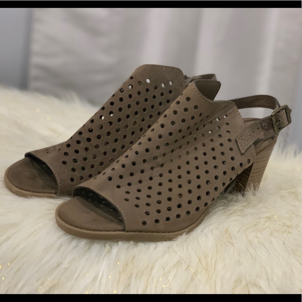 Sonoma brown cagey shoes size 9M slingbacks block heel